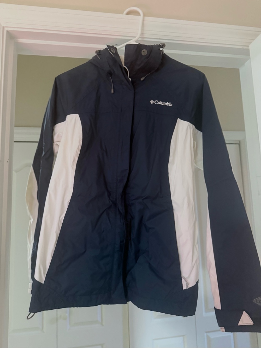 Columbia Women's Navy and White Ski Jacket with Hood